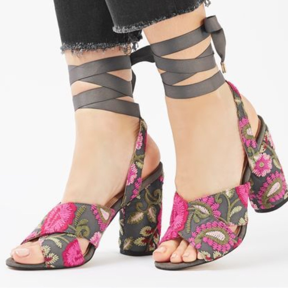 Topshop Pink Floral Embroidered Block Heel Sandals